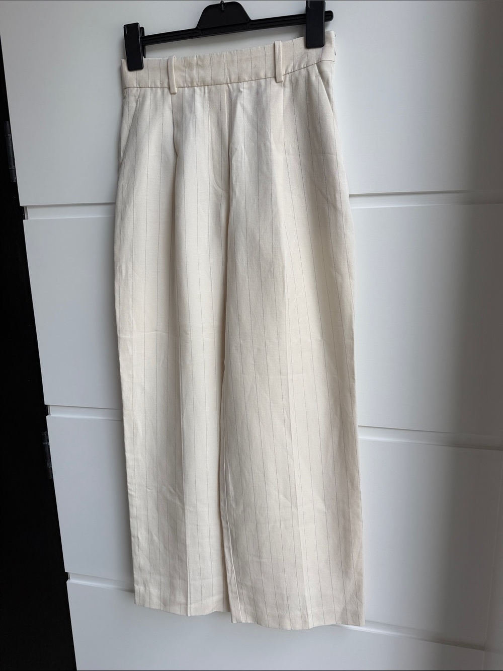 Reiss Cream Wide Leg Trousers - Picture 2 of 10
